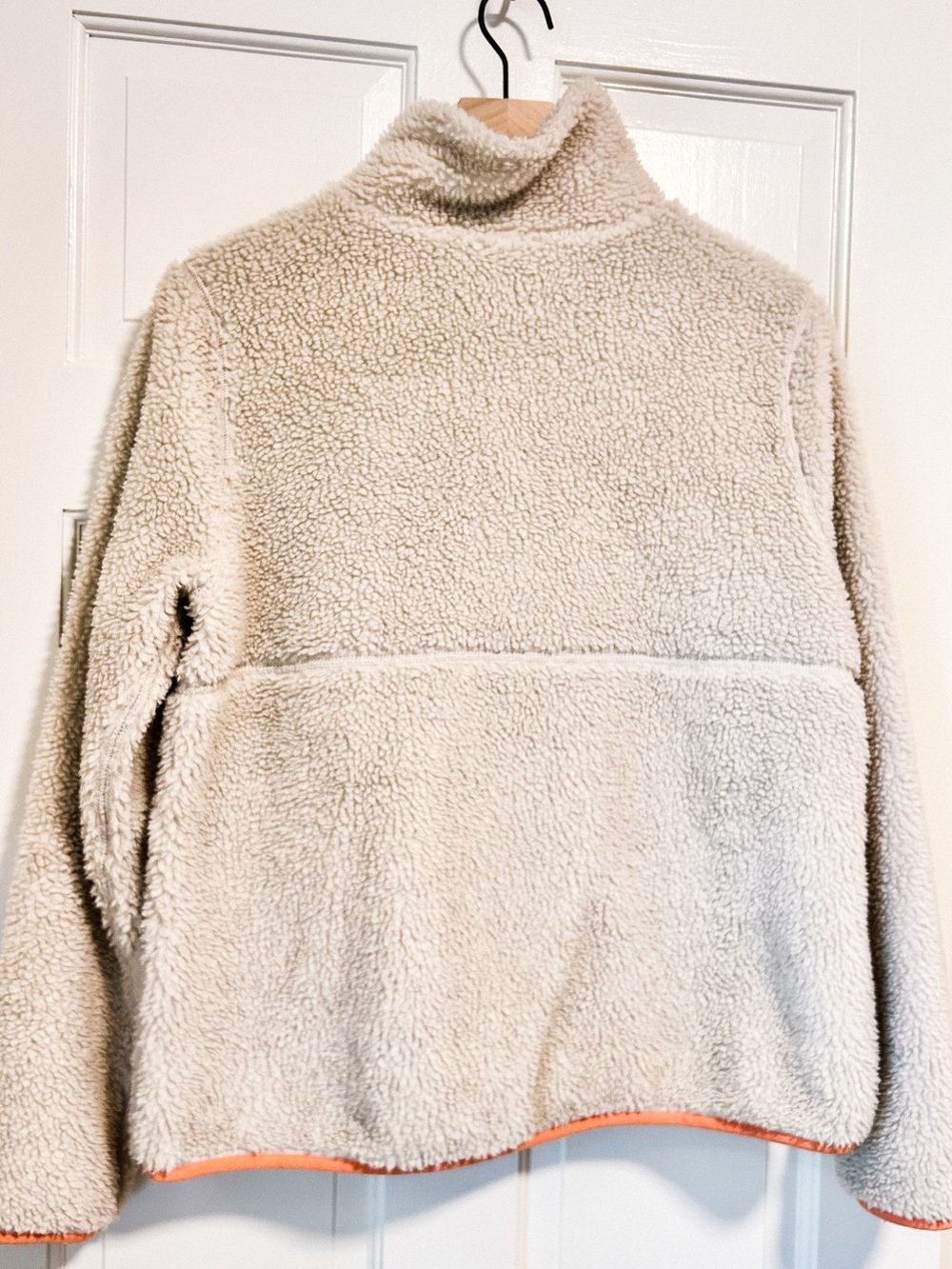 L.L. Bean Sherpa Pullover Cream, Sage Green, Salmon - Size Medium - EUC - Picture 7 of 8